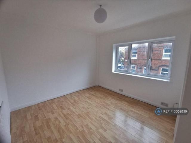 Studio for rent in Newtown, Reading