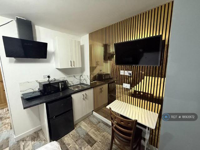 Studio for rent in Georgia, Greater Manchester