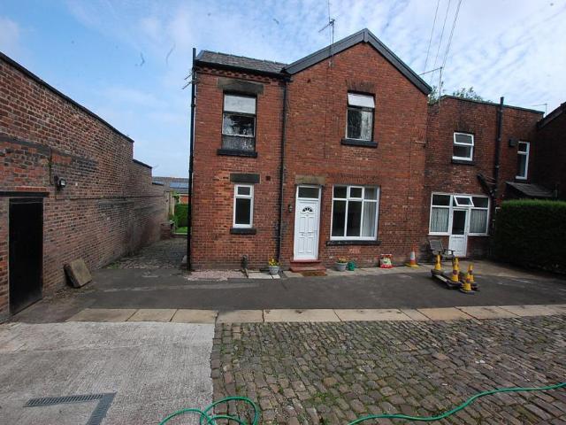 Flat for rent in Greenheys, Greater Manchester