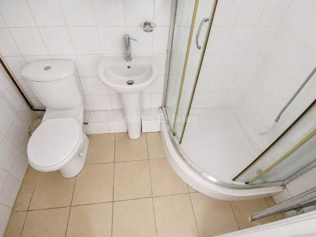 Studio for rent in Reading