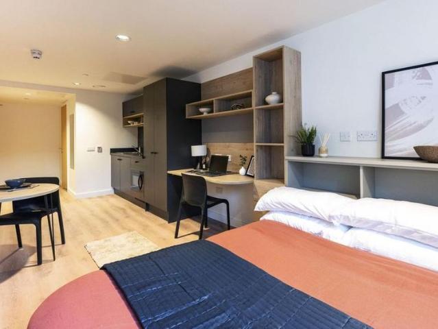 Studio for rent in Newington, Scotland