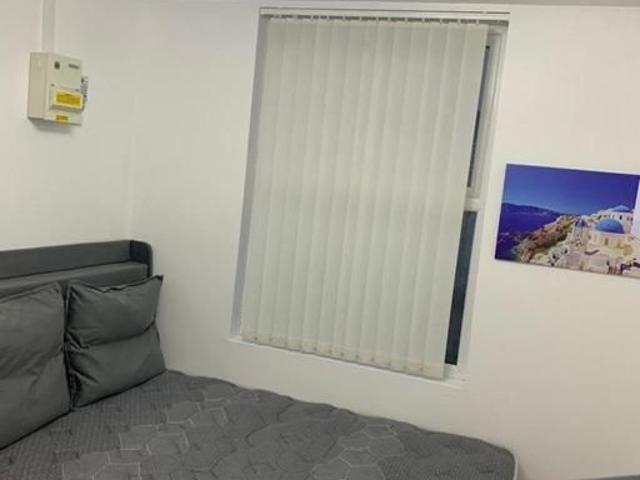 Studio for rent in Lee Bank, Greater Manchester