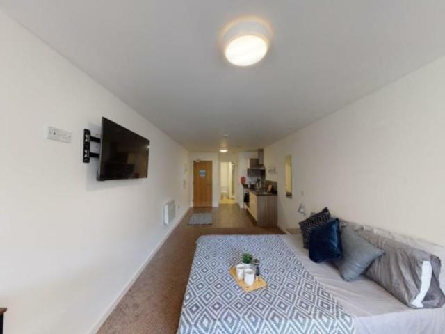 Flat for rent in The Meadows, Haddon