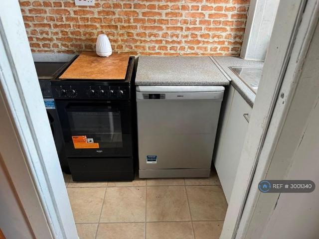 Studio for rent in Glenburn, Scotland