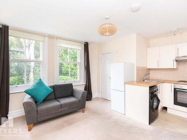 Studio for rent in Bournemouth