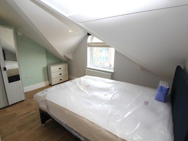 Studio for rent in Newtown, Two Mills