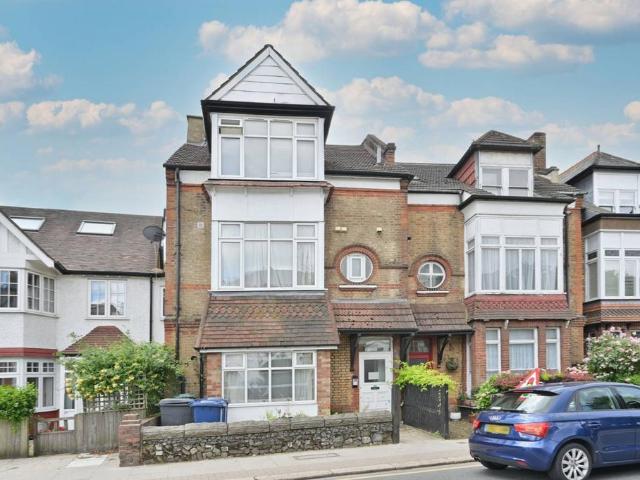 Flat for rent in Cat Hill, Isle Of Man