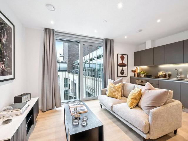 Studio for rent in Nine Elms, Greater London