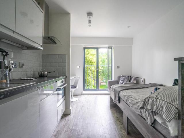 Flat for rent in Highfields, Old Wharf