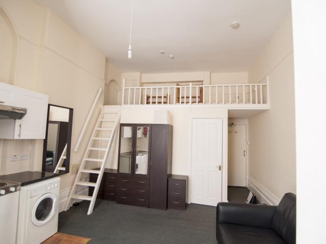 Apartment for rent in Chalk Farm, Greater London