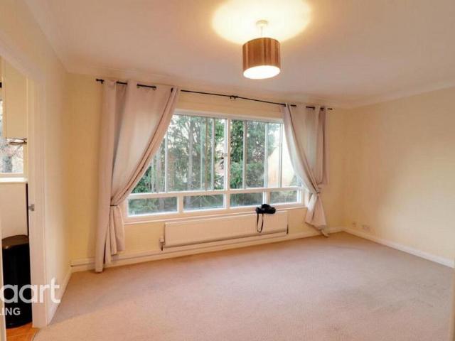 Studio for rent in Tottenham Hale, Isle Of Man