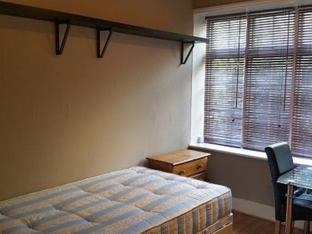 Studio for rent in London Borough of Hounslow, Greater London