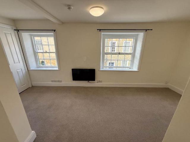 Studio for rent in Longbridge Deverill