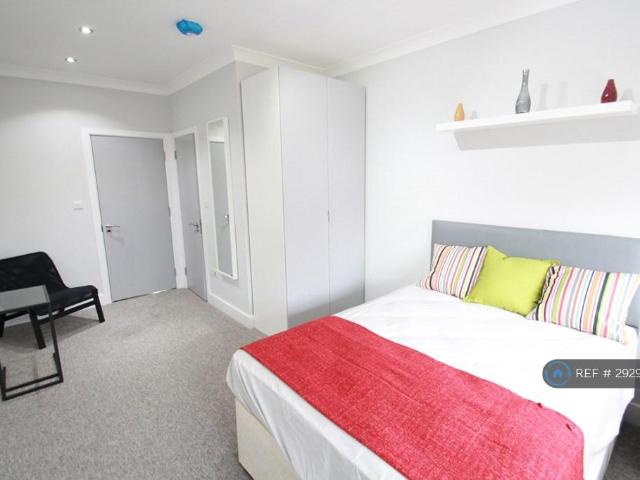 Flat for rent in Greater London