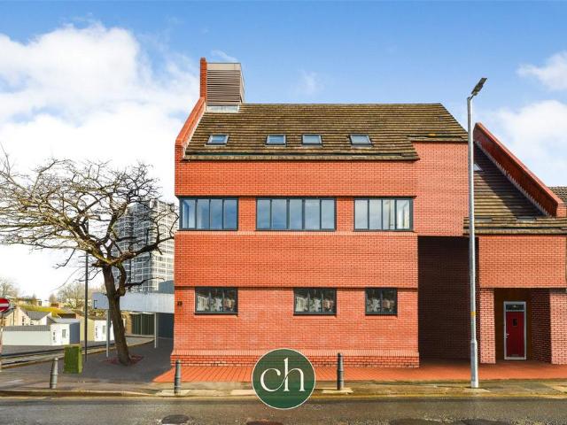 Flat for rent in Rodbourne, Swindon