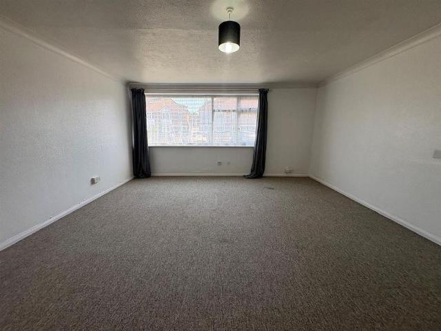 Studio for rent in Worthing, West Sussex