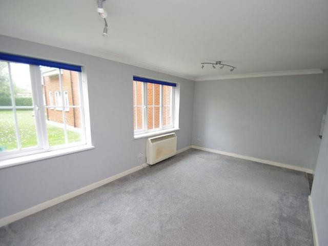 Studio for rent in Holywell Estate, North Watford