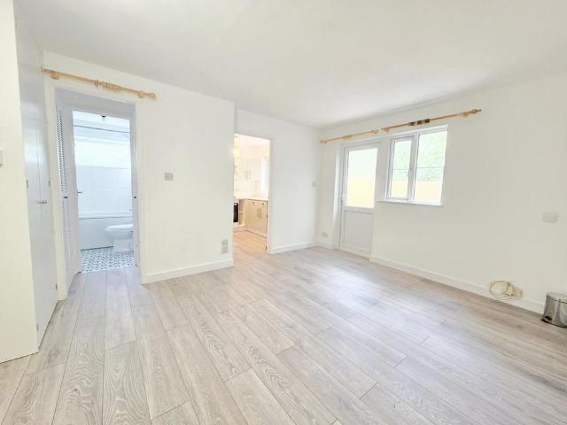 Studio for rent in Northgate, Glynde