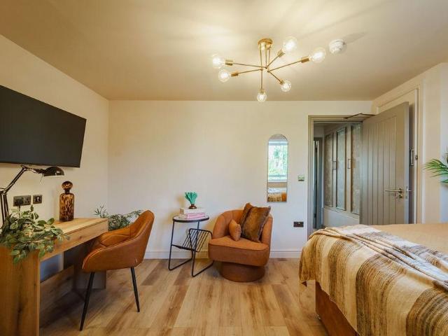 Studio for rent in New Normanton, East Midlands