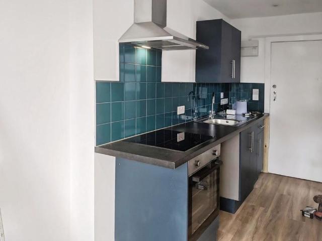 Studio for rent in London Borough of Sutton, Greater London