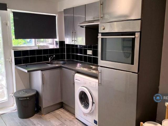 Flat for rent in Kensal Town, Maida Vale