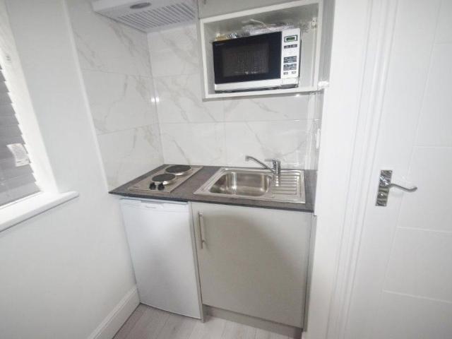 Studio for rent in Cat Hill, Isle Of Man