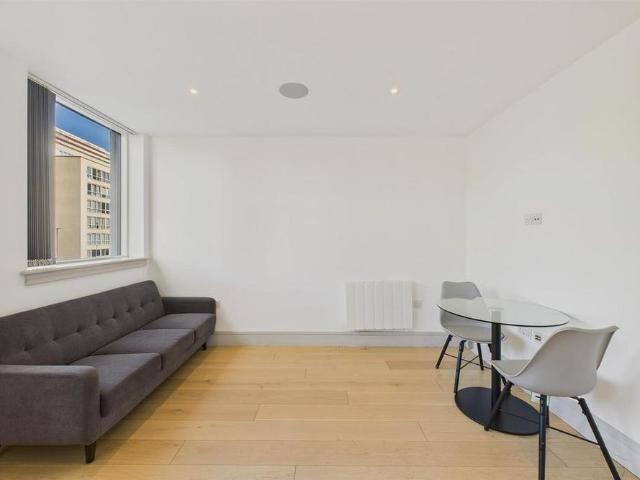 Studio for rent in Greater London