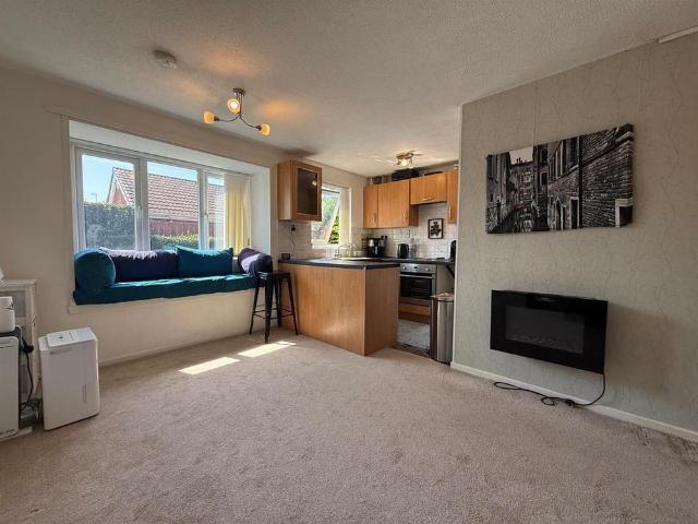 Studio for rent in Kingswood, Hull