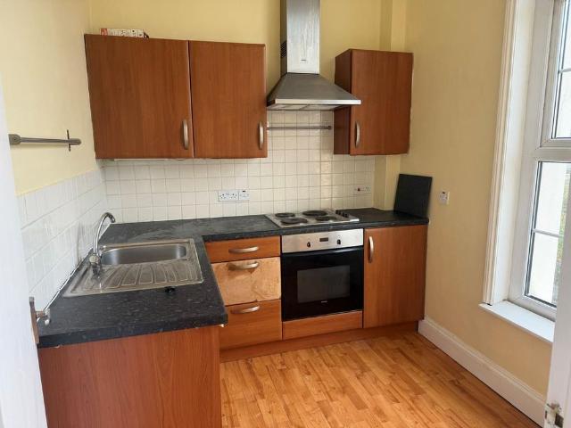 Studio for rent in Clarendon, Ash