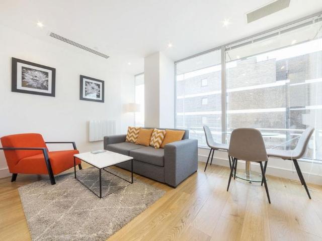 Studio for rent in London Borough of Hounslow, Greater London
