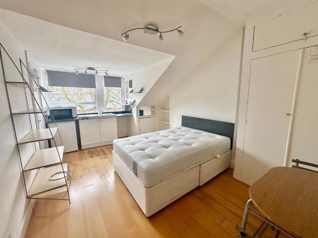 Flat for rent in St. John's Wood, Isle Of Man
