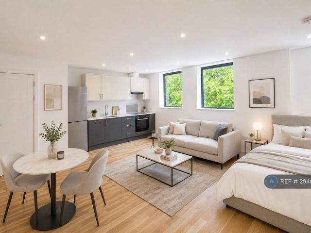 Flat for rent in South Tottenham, Greater London