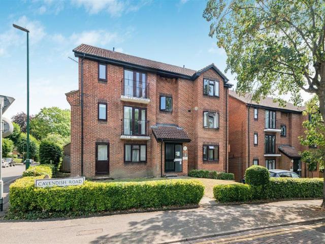 Flat for rent in Carshalton Beeches, Greater London