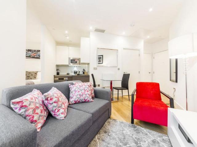Studio for rent in London Borough of Hounslow, Greater London