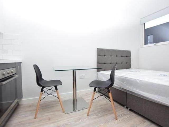 Studio for rent in Castlegate, Sheffield