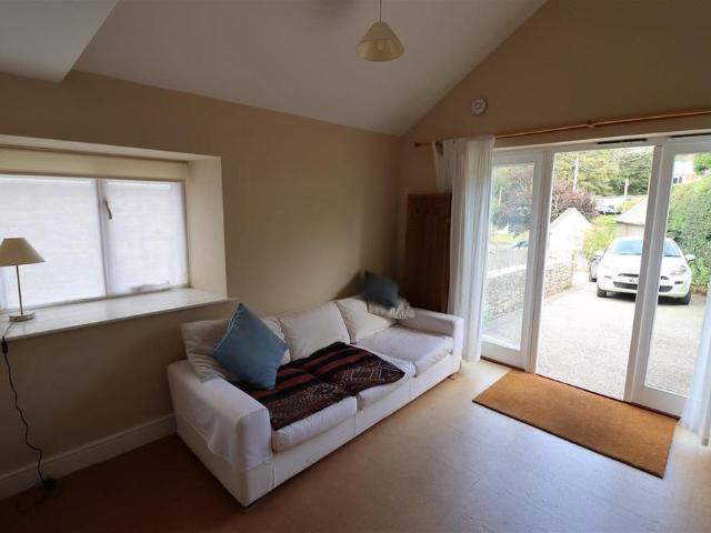 Studio for rent in Ferris Town, Penweathers