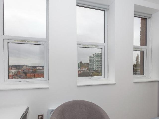 Studio for rent in Semilong, Northampton