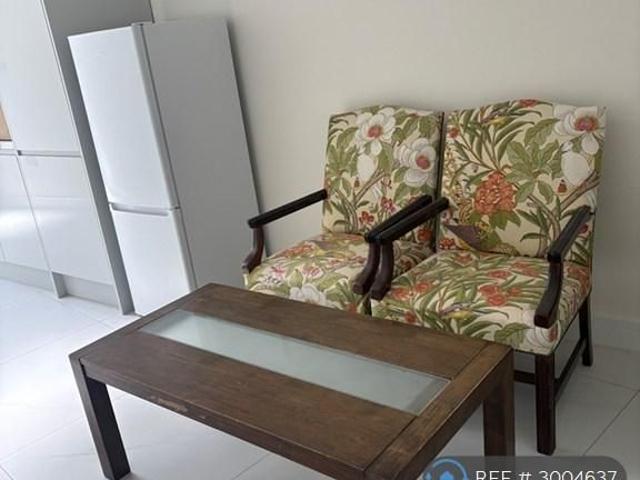 Studio for rent in Hainault, Greater London