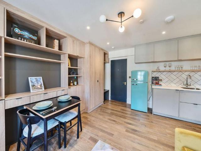 Studio for rent in Dulwich Village, Greater London