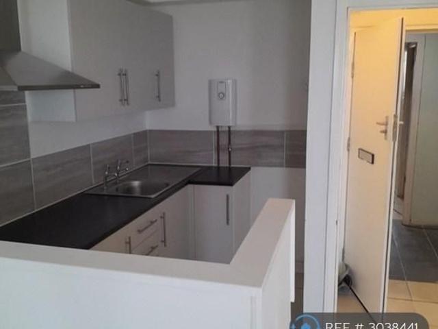 Studio for rent in Folkestone