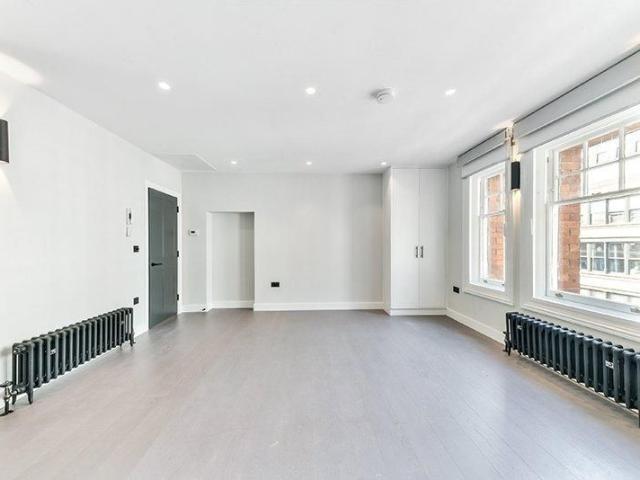 Studio for rent in St. James's, Mayfair