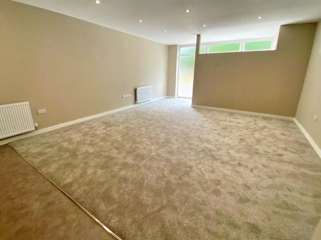 Studio for rent in Wool, Bovington