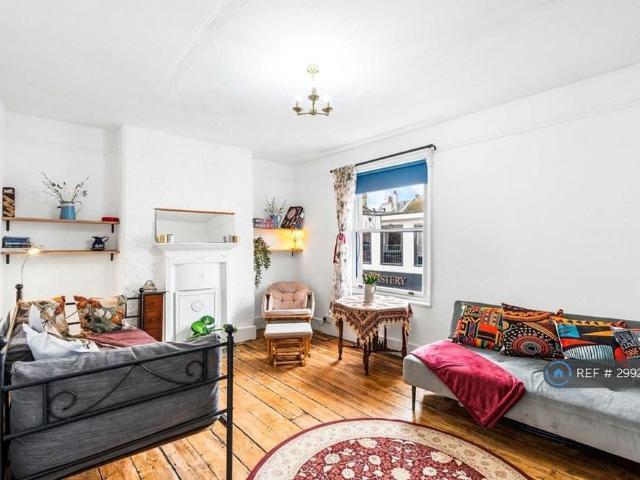 Studio for rent in Round Hill, Brighton & Hove
