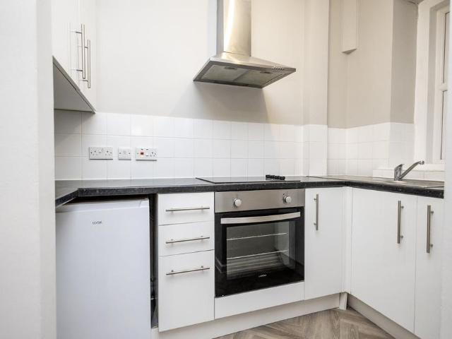 Studio for rent in West Cliff, Bournemouth