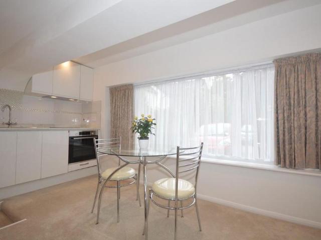 Studio for rent in Wiltshire
