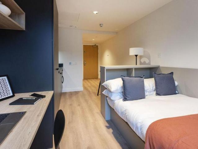 Studio for rent in Newington, Scotland