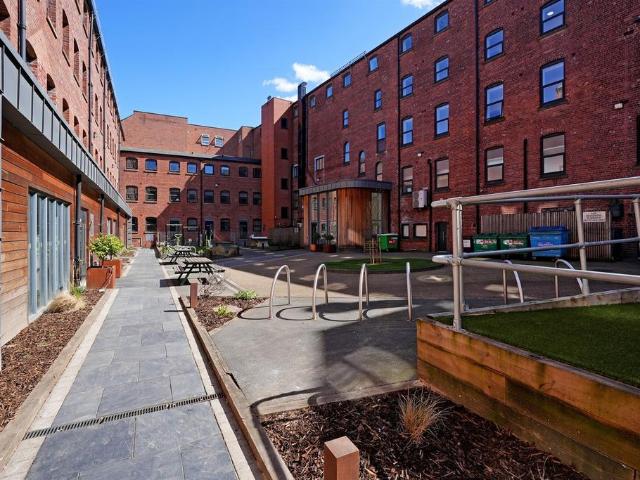 Flat for rent in City Centre, South Yorkshire