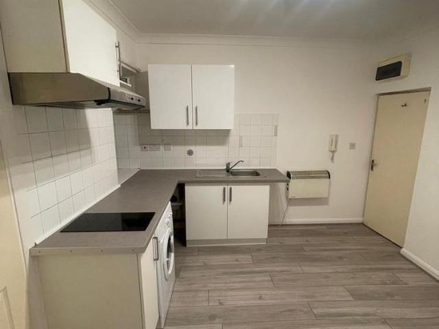 Studio for rent in Sevenoaks, The Butts
