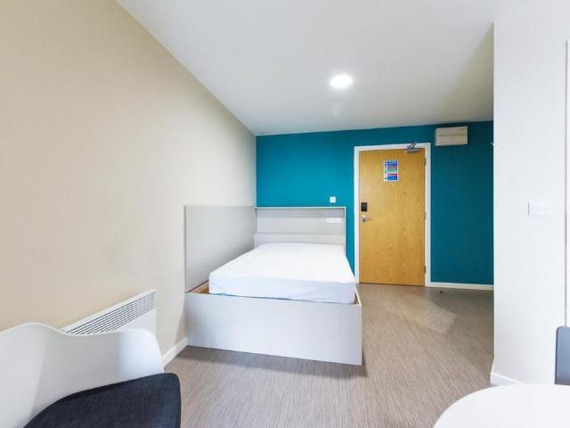 Studio for rent in West Cliff, Bournemouth