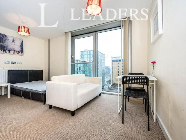 Studio for rent in Milton Keynes